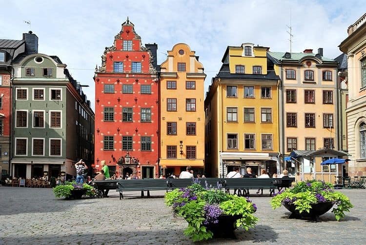 12 Of the Absolute Greatest Locations to Journey in Europe With Children