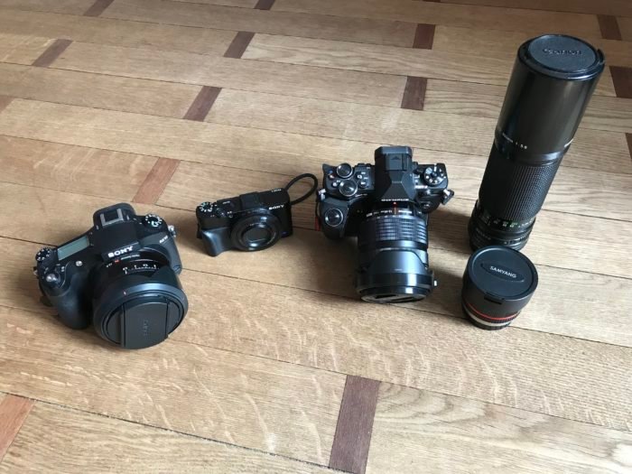 What’s the Finest Solution to Backup Your Pictures Whereas Travelling?