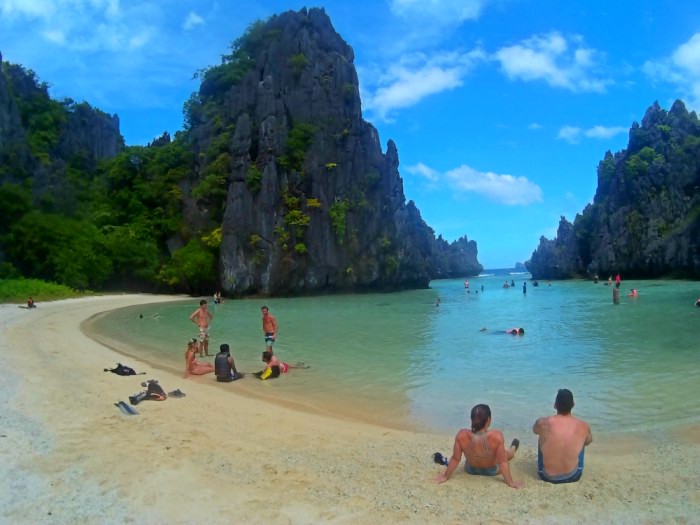 15 Best Beaches in the Philippines