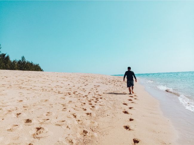 Salibungot Beach Jomalig