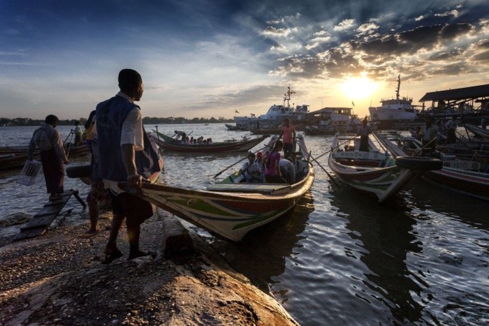 travel photography image of fishermen from India